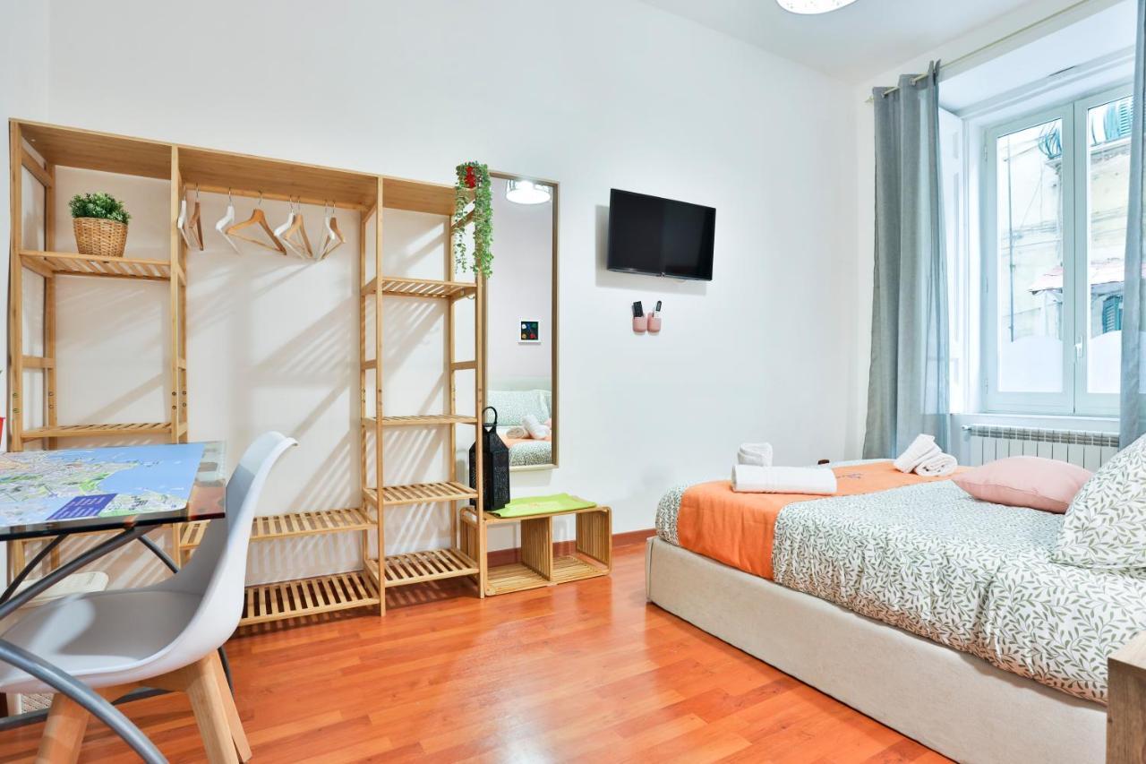 Porta Medina Apartment เนเปิลส์ ภายนอก รูปภาพ