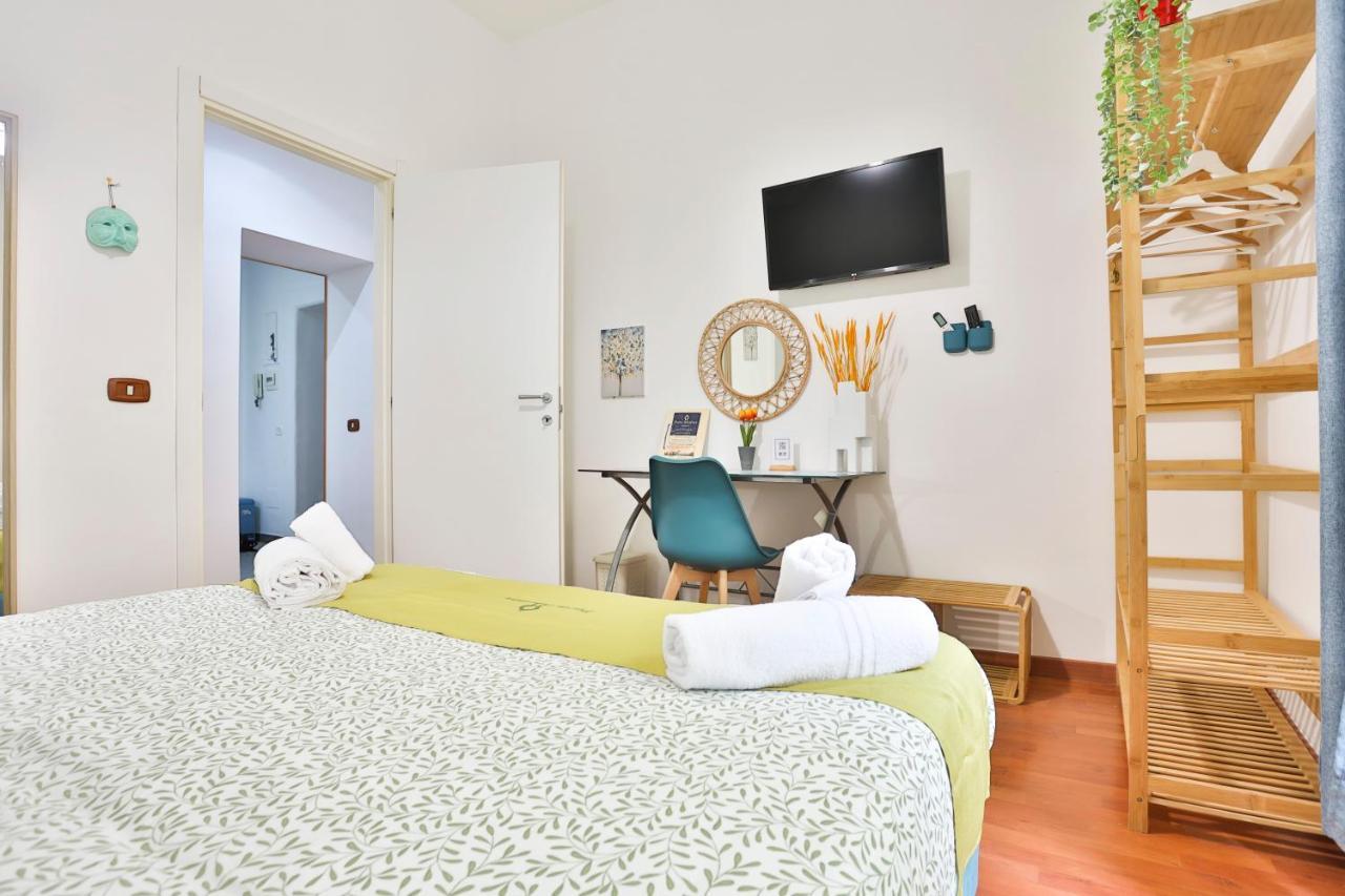 Porta Medina Apartment เนเปิลส์ ภายนอก รูปภาพ